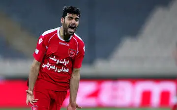 مدیران پرسپولیس مشکل طارمی را جدی بگیرند!