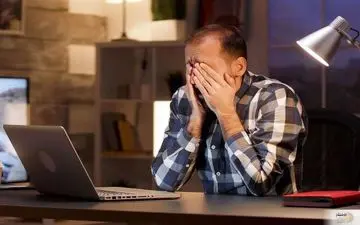 آیا مانیتورها به چشم شما آسیب می‌زنند؟