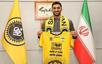 منتقد فرهاد؛ ۶ بازی ۱۲ گل! 



