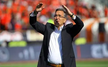 فاجعه ای دیگر درباشگاه پرسپولیس؛ فیفا حکم به فسخ قرارداد برانکو و خارجی ها داد!