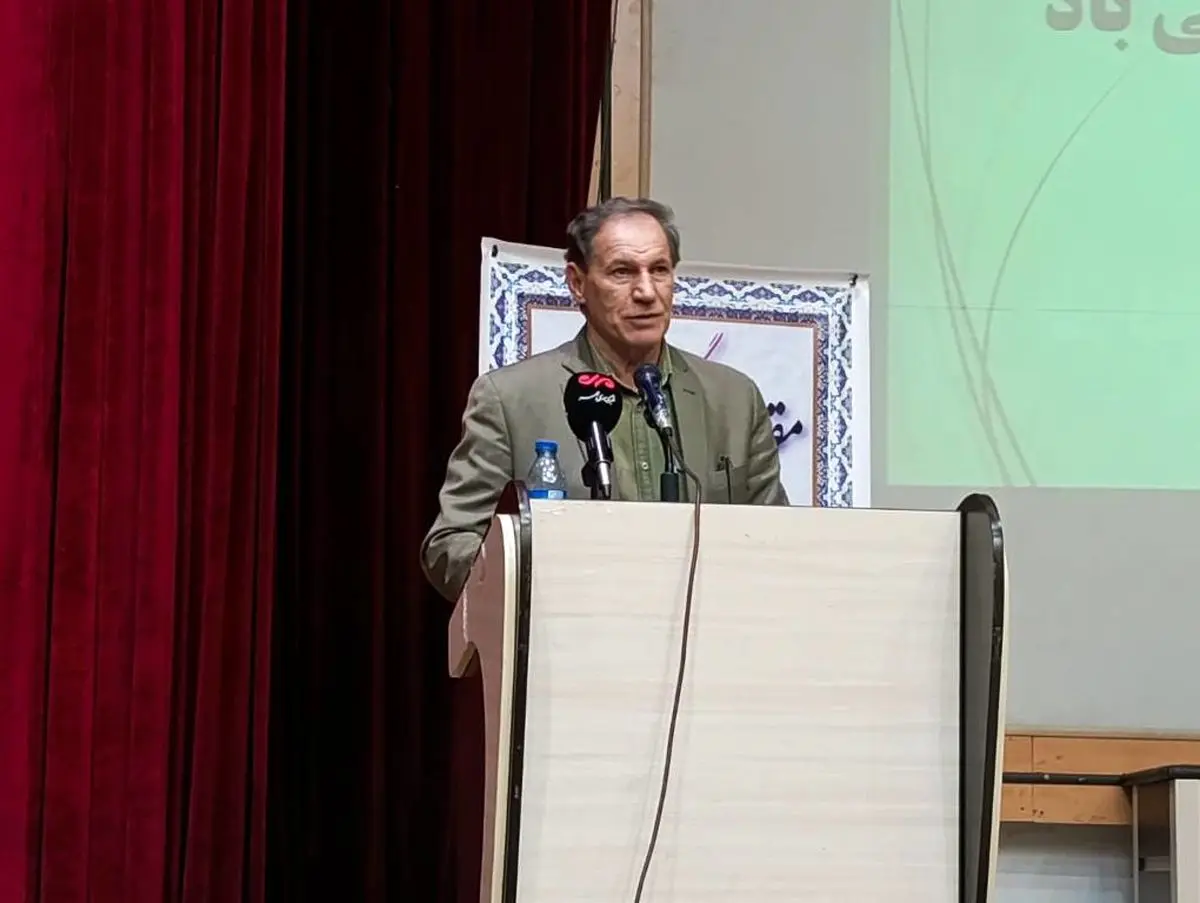 خانواده اساسیترین بنیان اجتماعی در تربیت دانشآموزان است/ افزایش۴ برابری قبولی دانشآموزان استان در دانشگاهها