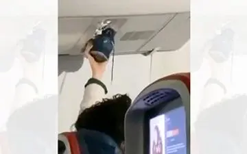 اقدام عجیب مسافر بی‌فرهنگ در داخل هواپیما!
