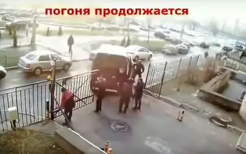 تعقیب و گریز کمدی دزد و پلیس