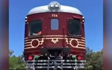 اولین قطار تمام خورشیدی جهان ساخته شد