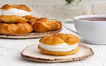 خودت تو خونه نون خامه ای خوشمزه و اذیذ درست کن!