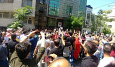 تظاهرات پرسپولیسی‌ها علیه مدیریت باشگاه در حمایت از برانکو