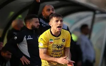 احمدزاده: هیچ فوتبالیستی کم کاری و کم فروشی نمی‌کند/ با رضاییان کُری می‌خواندم 