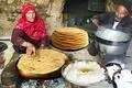 پخت شیربرنج و نان لواش در غار افغانستان / غذای روستایی با طعم اصالت