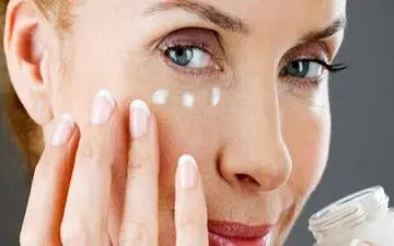 سه ویتامین معجزه گر برای رفع تیرگی دور چشم

