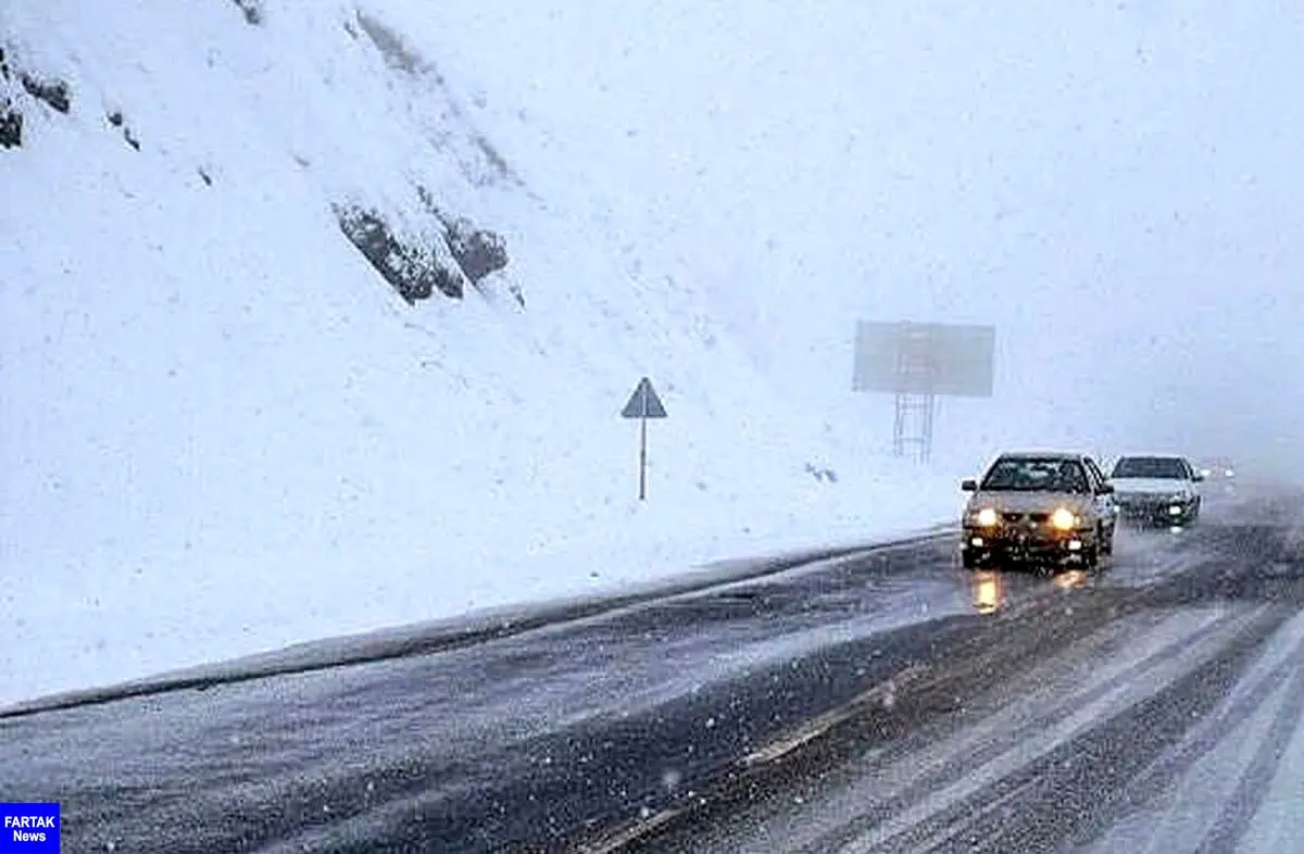 رانندگان بدون زنجیرچرخ به جاده‌های کوهستانی البرز نروند

