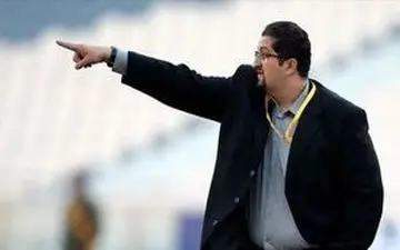  واکنش سرمربی لیگ برتری به وجود جادوگر در تیمش!