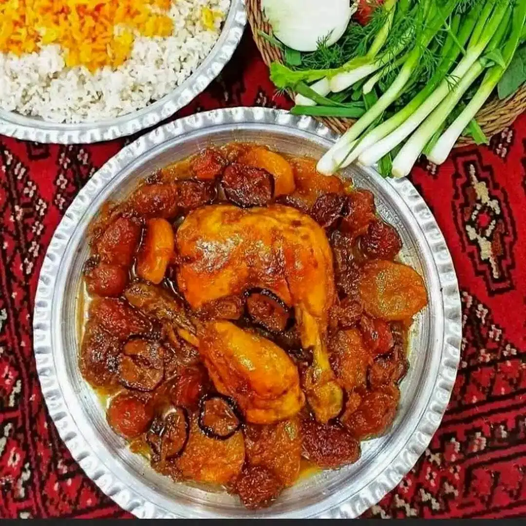 مواد لازم و طرز تهیه خورشت آلو مسما