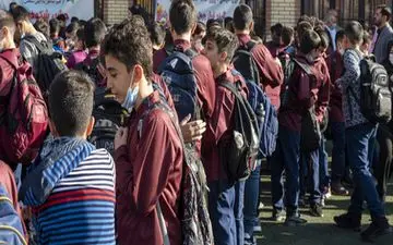 شیوع آنفلوانزا مدارس را تعطیل خواهد کرد؟