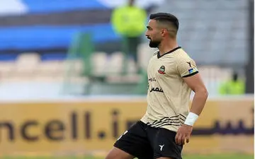 مدافع شمس آذر نقره داغ شد