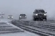 یخبندان، تردد در برخی محورهای ایلام را پرخطر کرده است