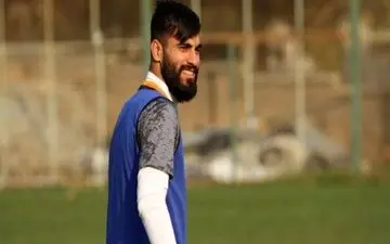 مدافع استقلال به تراکتور پیوست
