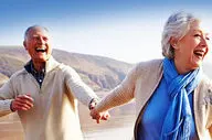 این ۹ ویژگی مهم باعث می شود افراد جوان تر از سن شان به نظر بیایند