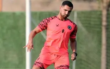  هافبک پیکان جدا شد