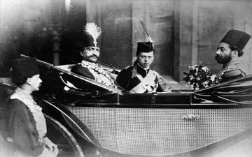 عکس های دیدنی و جالب از تشییع جنازه واقعی ناصرالدین شاه