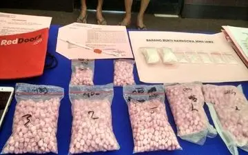 دانش آموزی که قرص های روانگردان پدرش را شکلات فرض کرد !