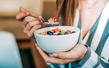 اگر میخواهید لاغر شوید این خوراکی ها را قبل از خواب بخورید