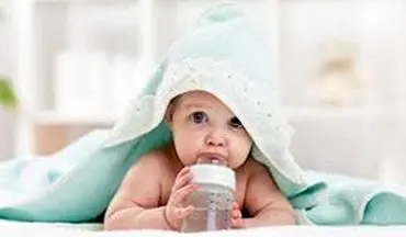 هرگز به نوزاد زیر 6 ماه آب ندهید!