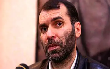 همه توقع دارند از شخصیت‌های واقعی مستند ببینند تا درام / اسطوره‌ها را نشکنیم