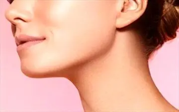 
چگونه از چروک شدن پوست گردن جلوگیری کنیم؟