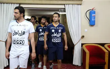 پشت پرده درگیری دو بازیکن استقلال قبل از دربی