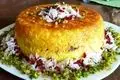 طرز تهیه ته‌چین زرشک پلو با مرغ مجلسی؛ طعمی بی‌نظیر و خوشمزه