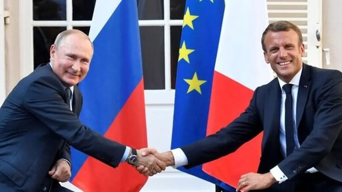انتشار مذاکرات محرمانه مکرون با پوتین در تلویزیون فرانسه
