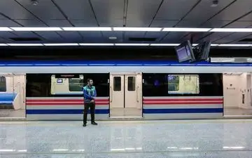 مترو به "زعفرانیه" و "پاسداران" می رسد