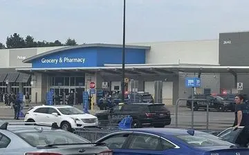 حمله وحشیانه با چاقو در فروشگاه زنجیره‌ای: ۱۱ نفر زخمی شدند