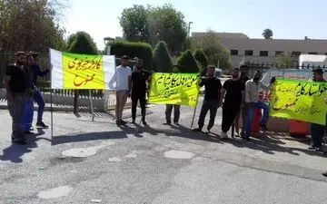 اجازه استخدام‌ غیربومی را نخواهیم داد