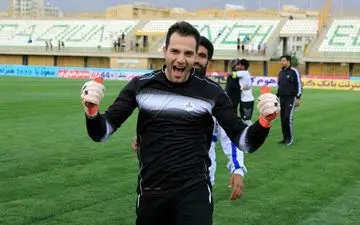 دروازه‌بان پارس جنوبی جم به استقلال نزدیک شد