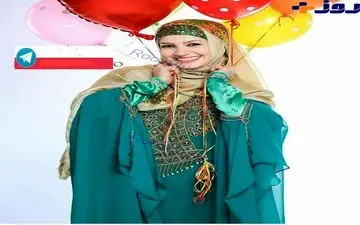 لباس و ژست متفاوت خانم مجری مشهور+ عکس