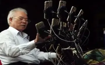 نابغه‌ترین پدر بزرگ جهان +فیلم 