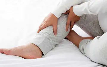 گرفتگی عضلات پا در اوایل بارداری