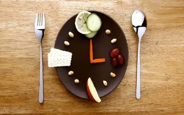 بهترین ساعت خوردن وعده های غذایی برای لاغری