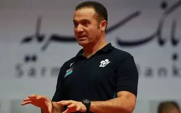 برای عادل غلامی متاسفم/ او در جایگاهی نیست که درباره من حرف بزند