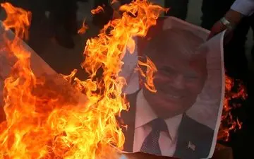  نادانی ترامپ رنگ خون به خود گرفت/ شهادت یک جوان فلسطینی به ضرب گلوله نظامیان صهیونیست در غزه/ شمار زخمی‌ها به ۲۵۰ تن رسید 