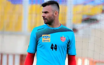 بازیکن خارجی پرسپولیس در راه تهران