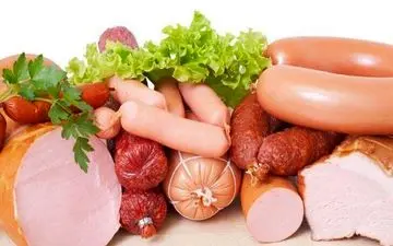 قاتلان جوانی؛ این خوراکی‌ها شما را پیر می‌کنند!


