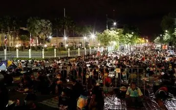 مهلت ۳ روزه معترضان تایلندی به نخست‌وزیر برای استعفا
