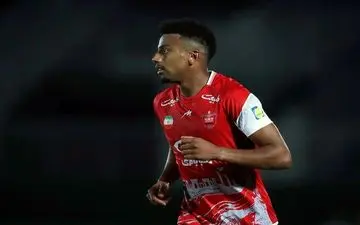 مدافع سابق پرسپولیس در آستانه انتقال به لیگ ترکیه