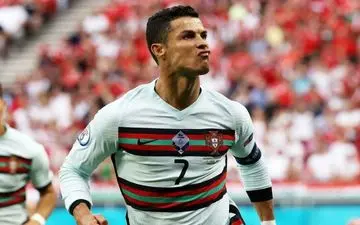 زمان خداحافظی رونالدو از دنیای فوتبال بالاخره مشخص شد
