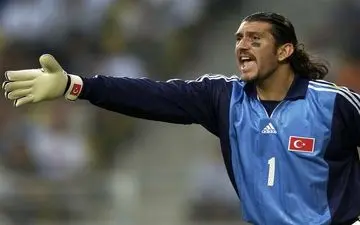 دروازه‌بان پیشین بارسلونا: ابتلا به کرونا، یکی از سخت‌ترین بازی‌های زندگی‌ام بود
