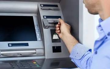 کارت عابر بانکت رو دستگاه خورده؟ بانک تعطیله؟ نگران نباش!