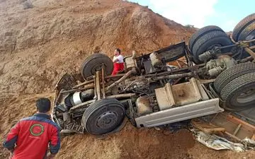 ۲ تصادف در جاده‌های زنجان سه فوتی برجا گذاشت
