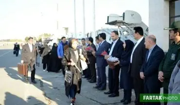 اختصاصی/ تصاویر دیدنی از استقبال مسافران نوروزی در کرمانشاه